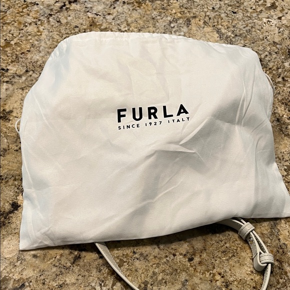 NWOT Furla Cream Crossbody Bag - Picture 2 of 12